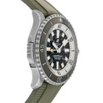 Breitling Superocean 46 E10379D31L1S1 (2024) - Green dial 47 mm Titanium case (5/7)