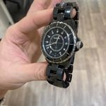 Chanel J12 H2124 (2018) - Black dial 38 mm Ceramic case (3/6)