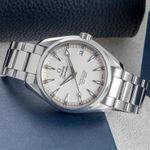 Omega Seamaster Aqua Terra 231.10.39.21.02.002 (Unknown (random serial)) - Silver dial 39 mm Steel case (2/8)