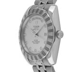 Tudor Classic 23010 (2020) - Silver dial 41 mm Steel case (4/7)