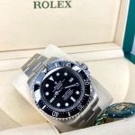 Rolex Sea-Dweller Deepsea 126660 (2022) - Black dial 44 mm Steel case (6/6)