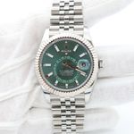 Rolex Sky-Dweller 326933 (2024) - Green dial 42 mm Gold/Steel case (8/8)