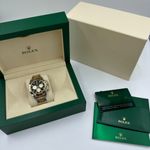 Rolex Daytona 126503 (2024) - Black dial 40 mm Gold/Steel case (2/8)