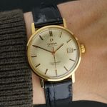 Omega Seamaster 166.020 (1965) - White dial 34 mm Yellow Gold case (2/8)