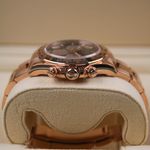 Rolex Daytona 126505 (2024) - Black dial 40 mm Rose Gold case (6/8)