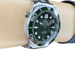 Omega Seamaster Diver 300 M 210.30.42.20.10.001 (2024) - Green dial 42 mm Steel case (7/8)