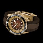 Breitling Superocean 44 N17376201Q1S1 (2022) - Brown dial 44 mm Carbon case (2/5)