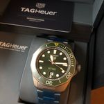 TAG Heuer Aquaracer 300M WBP208B.BF0631 (2022) - Green dial 43 mm Titanium case (8/8)