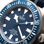Tudor Pelagos 25707B/23 (2023) - Blue dial 42 mm Titanium case (2/7)