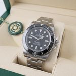 Rolex Submariner No Date 114060 (2019) - Black dial 40 mm Steel case (2/8)