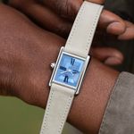 Cartier Tank Louis Cartier WGTA0121 (2023) - Blauw wijzerplaat 33mm Platina (2/5)