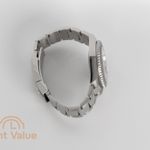 Rolex GMT-Master II 126710GRNR (2025) - Black dial 40 mm Steel case (6/6)