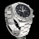 Breitling Avenger A13385 (2023) - 43mm Staal (5/8)