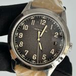 Patek Philippe Calatrava 5226G-001 (2022) - Black dial 40 mm White Gold case (3/7)