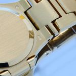 Patek Philippe Nautilus 4700 (2007) - White dial 29 mm Yellow Gold case (5/8)
