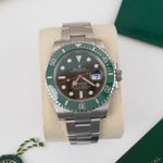 Rolex Submariner Date 116610LV (2017) - Green dial 40 mm Steel case (1/8)