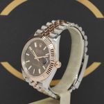 Rolex Datejust 41 126331 (2022) - Brown dial 41 mm Gold/Steel case (3/7)