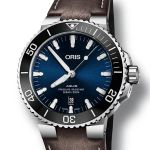 Oris Aquis Date 01 733 7730 4135-07 5 24 10EB (2023) - Blue dial 44 mm Steel case (1/3)