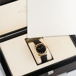 Patek Philippe Annual Calendar 5035J (Unknown (random serial)) - Black dial 37 mm Yellow Gold case (8/8)