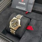 Tudor Black Bay 79603 (2025) - 31mm Staal (8/9)