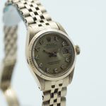 Rolex Lady-Datejust 6916 (1982) - Champagne dial 26 mm Yellow Gold case (3/8)