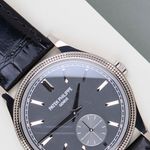Patek Philippe Calatrava 6119G-001 (2022) - Grey dial 39 mm White Gold case (3/8)