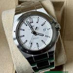 IWC Ingenieur Automatic IW323904 (2013) - Silver dial 40 mm Steel case (1/7)