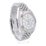 Rolex Sky-Dweller 336934 (2025) - White dial 42 mm Gold/Steel case (7/7)