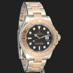 Rolex Yacht-Master 40 126621 (2021) - Black dial 40 mm Gold/Steel case (4/8)