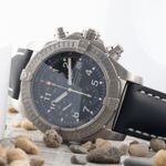 Breitling Avenger E13360 - (2/8)