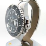 Rolex Sea-Dweller 126600 (2022) - Black dial 43 mm Steel case (3/6)