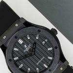 Hublot Classic Fusion 511.CM.1770.RX (2016) - Black dial 45 mm Ceramic case (3/8)