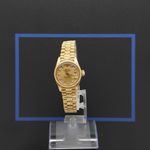 Rolex Lady-Datejust 6927 (1973) - Gold dial 26 mm Yellow Gold case (1/8)