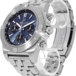 Breitling Chronomat AB0115101C1A1 (2024) - Blue dial 44 mm Steel case (3/5)