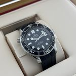 Omega Seamaster Diver 300 M 210.32.42.20.01.003 (2025) - Black dial 42 mm Steel case (6/8)