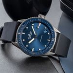 Blancpain Fifty Fathoms Bathyscaphe 5000-0240-NAOA (Onbekend (willekeurig serienummer)) - Blauw wijzerplaat 44mm Keramiek (2/8)