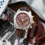 Breitling Chronomat 44 IB0110 (2009) - Rood wijzerplaat 44mm Staal (1/8)