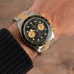 Tudor Black Bay Chrono 79363N (2023) - Black dial 41 mm Gold/Steel case (2/8)