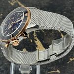 Breitling Superocean Heritage 42 UB0156H11B1A1 (2025) - Zwart wijzerplaat 42mm Goud/Staal (4/8)
