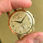 Omega Vintage 2684 (1954) - Champagne wijzerplaat 35mm Geelgoud (1/6)