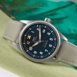 IWC Pilot IW326803 (Onbekend (willekeurig serienummer)) - Zwart wijzerplaat 39mm Staal (2/8)