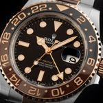 Rolex GMT-Master II 126711CHNR (2022) - Black dial 40 mm Gold/Steel case (3/8)
