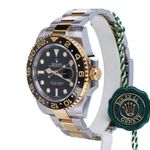 Rolex GMT-Master II 116713LN (2019) - Black dial 40 mm Gold/Steel case (2/8)