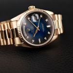 Rolex Day-Date 36 18038 (1979) - Blauw wijzerplaat 36mm Geelgoud (3/8)