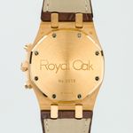 Audemars Piguet Royal Oak Chronograph 26022OR.OO.D088CR.01 (Unknown (random serial)) - White dial 39 mm Rose Gold case (4/7)