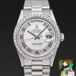 Rolex Day-Date 36 18346 (1993) - Silver dial 36 mm Platinum case (1/8)