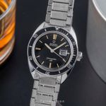 Omega Seamaster 566.0007 (Unknown (random serial)) - Black dial 31 mm Steel case (1/8)