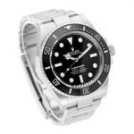 Rolex Submariner No Date 124060 (2021) - Zwart wijzerplaat 41mm Staal (3/5)