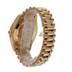 Rolex Day-Date II 218238 (2010) - Champagne dial 41 mm Yellow Gold case (7/8)