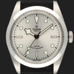 Tudor Black Bay 41 79540 (2024) - Silver dial 41 mm Steel case (2/8)